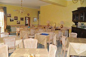 Isolabella Hotel Ventotene Exterior photo