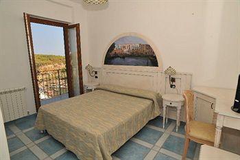Isolabella Hotel Ventotene Exterior photo